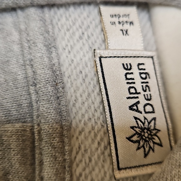 NWT Alpine Design Womens AD Hike Hoodie Size XL Gray Heather Fleece Pullover - Picture 3 of 6